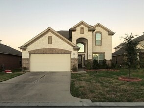 Building Photo - 11210 Royal Rock Ct