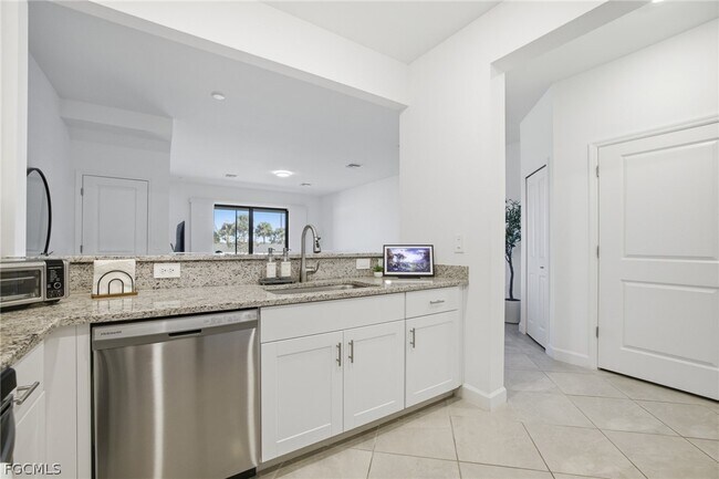 Building Photo - 14303 Pine Lodge Ln