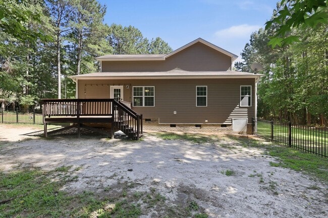 Building Photo - 80 Valor Cir