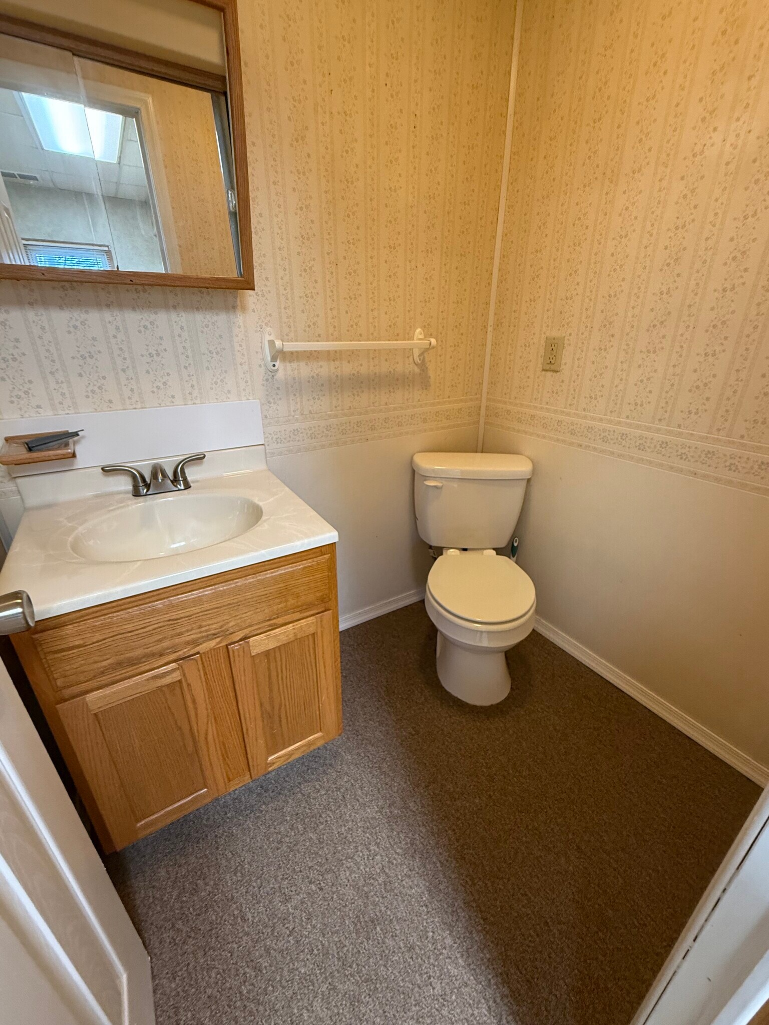 Half Bath - 302 N Maple St