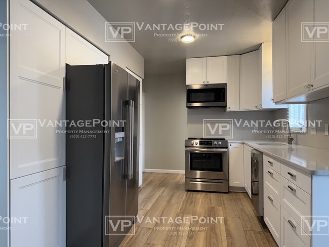 Building Photo - 1342 12th Ave