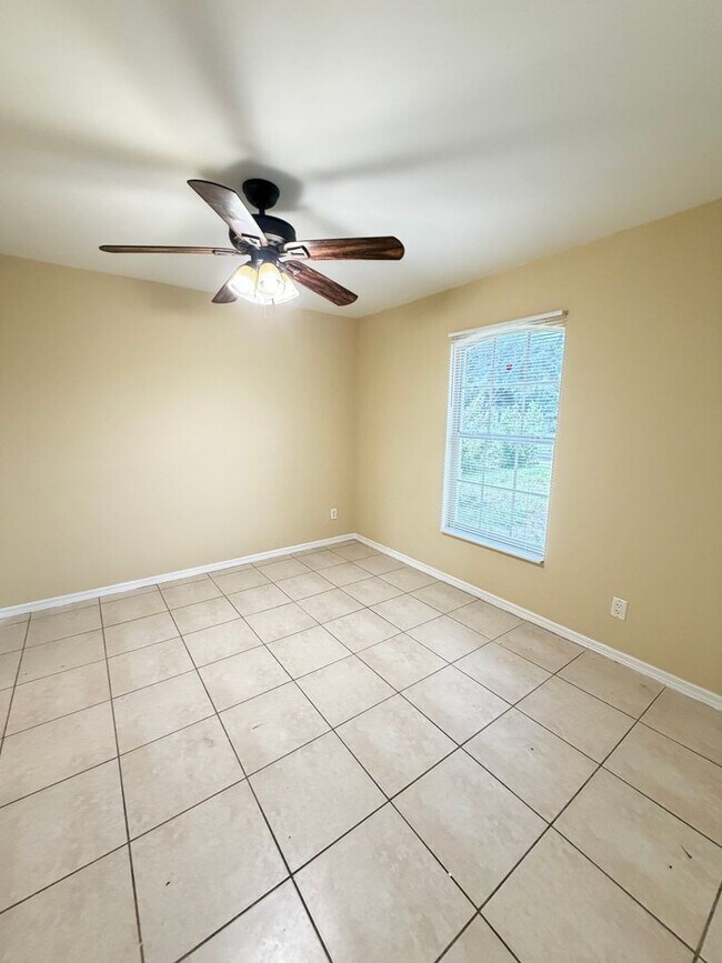 Building Photo - Now Available — Charming Single-Family Home