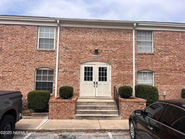 Primary Photo - 5201 Atlantic Blvd