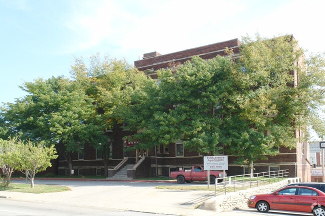 Building Photo - Fifth Avenue Apartments