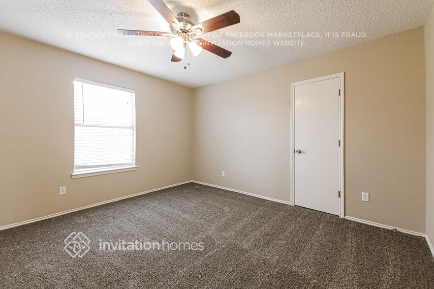 Building Photo - 2040 Cardinal Ln