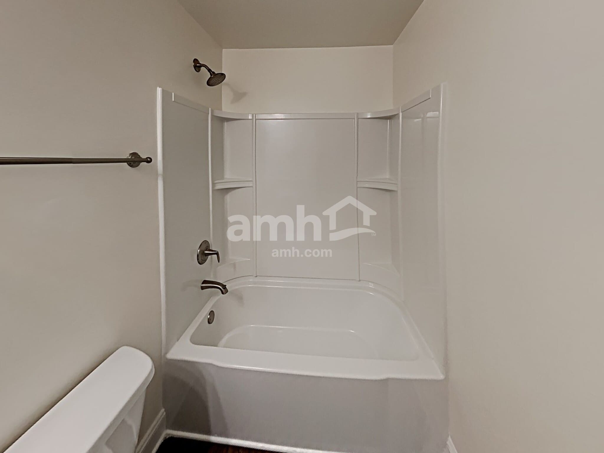 Building Photo - 2133 Leafmore Ct SE