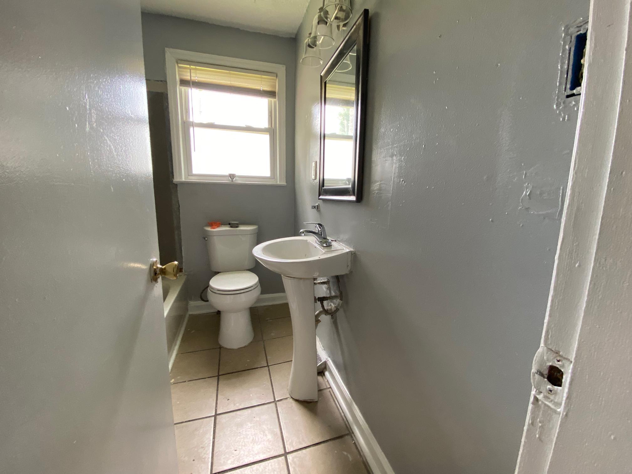 Bathroom - 3602 Rose Dr