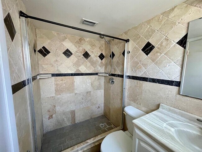 Building Photo - 2625 FL-590