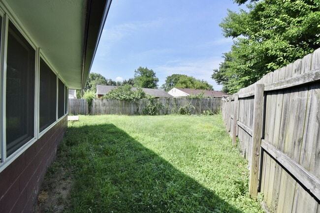 Building Photo - 12143 Audie Ct