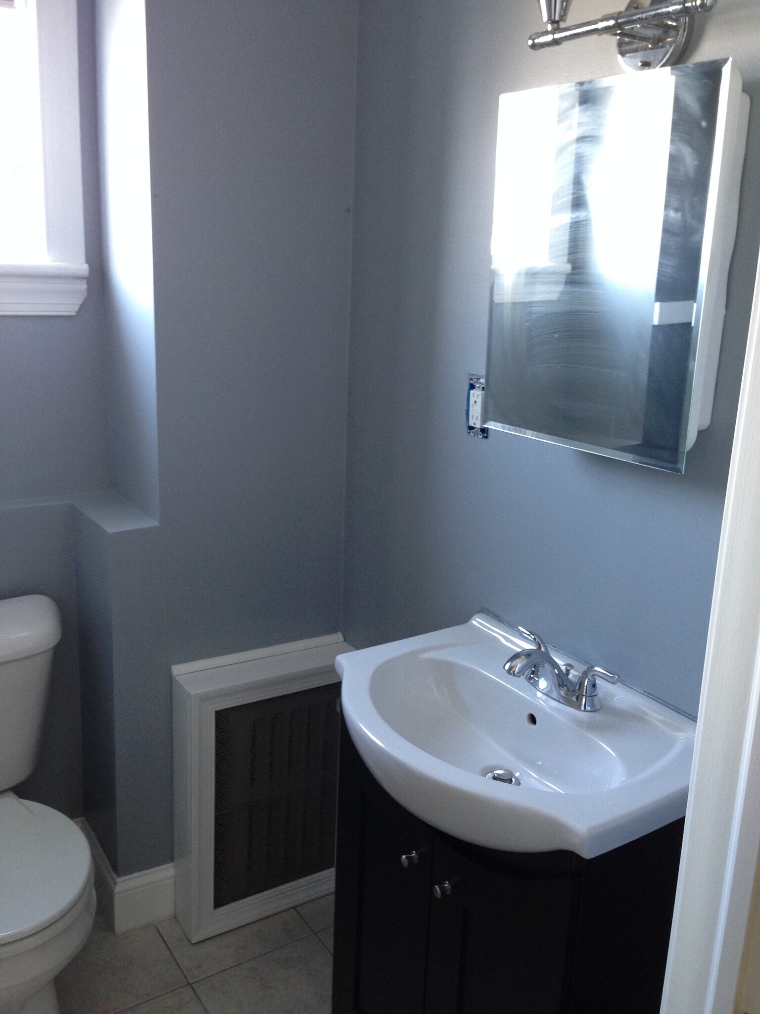 Building Photo - 266 Shelmire St