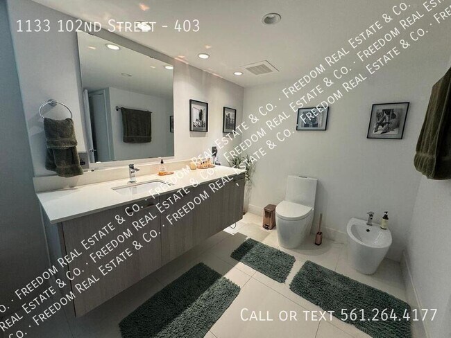 Building Photo - 1133 102nd St