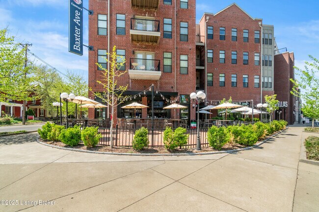 Building Photo - 1236 E Broadway