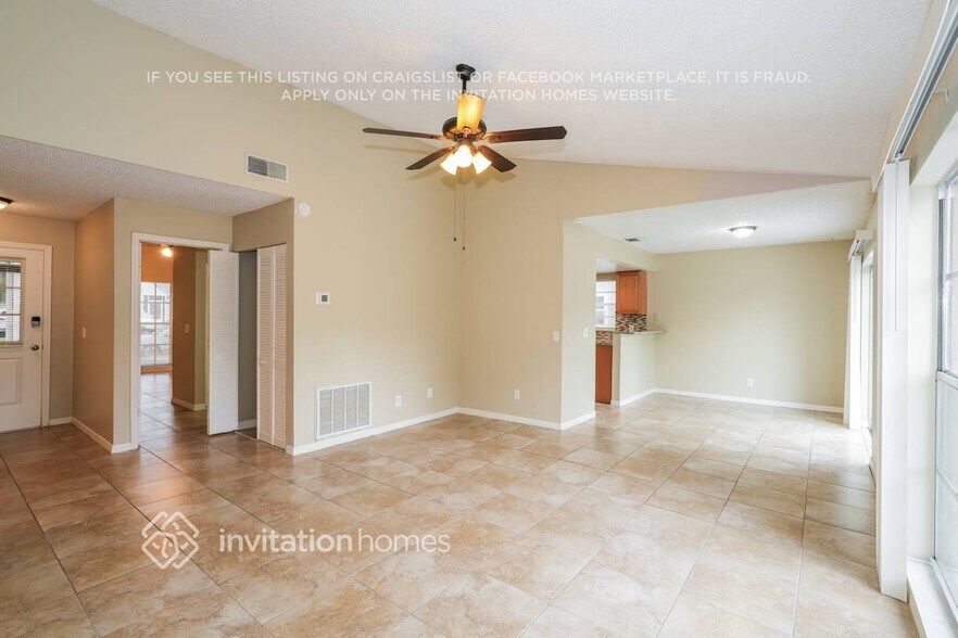 Building Photo - 1618 Crossridge Dr