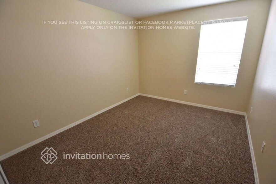 Building Photo - 612 Grassy Stone Dr