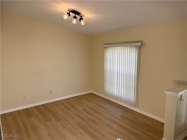 Building Photo - 3522 SW 14th Pl