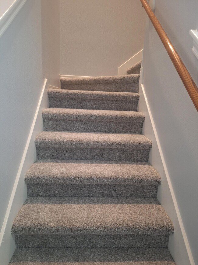 Building Photo - 27 Summer Haze Cir