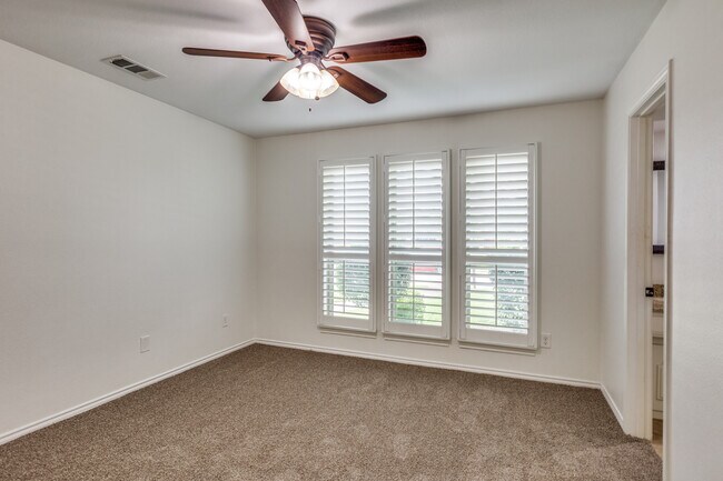 Building Photo - 1708 Cathedral Dr