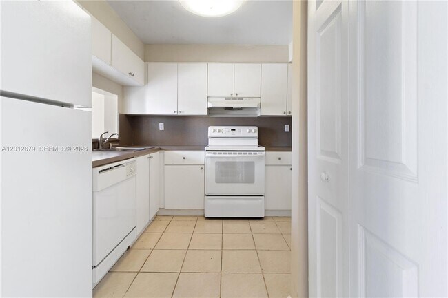 Building Photo - 11750 SW 18th St