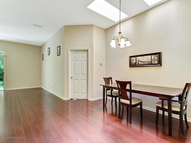 Building Photo - 6123 Fillyside Trl