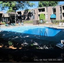 Building Photo - 36G Shrewsbury Green Dr