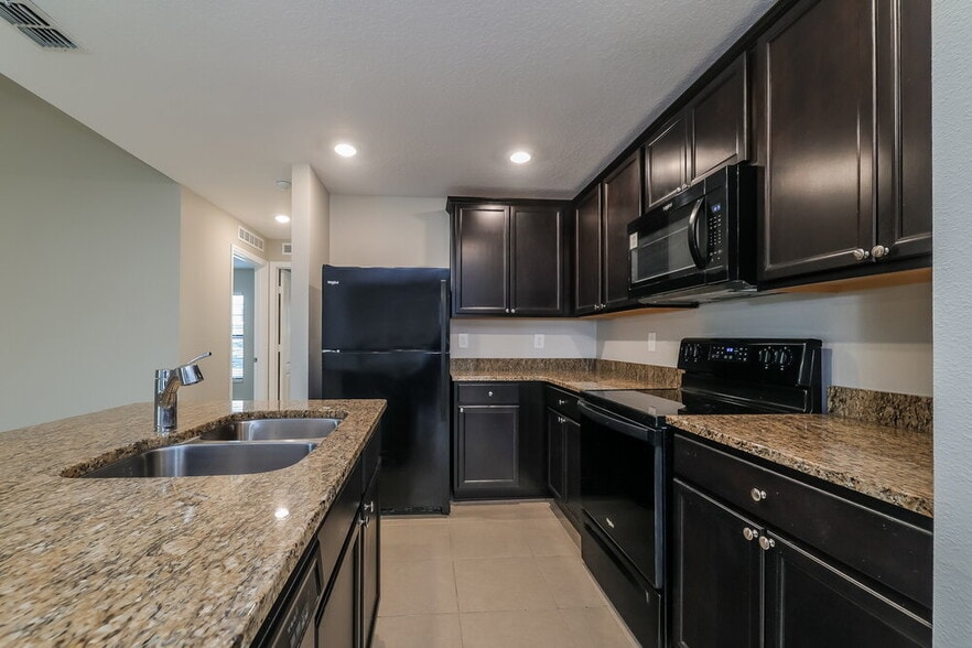 Building Photo - 246 Hyacinth Ct