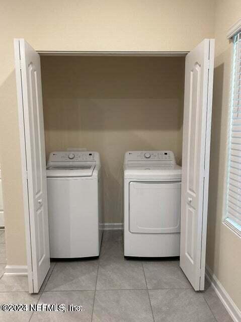 Building Photo - 443 Talulla Trl