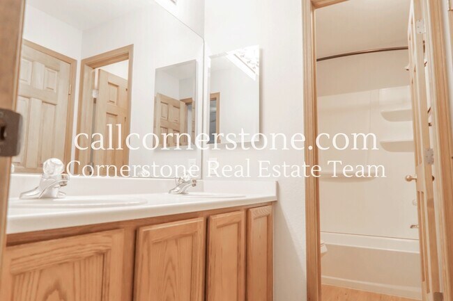 Building Photo - 6280 Dazzling Ct