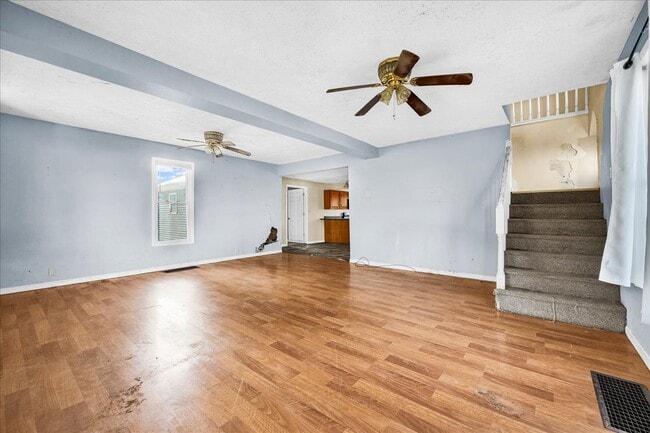 Building Photo - 25998 N Dal Bar Rd