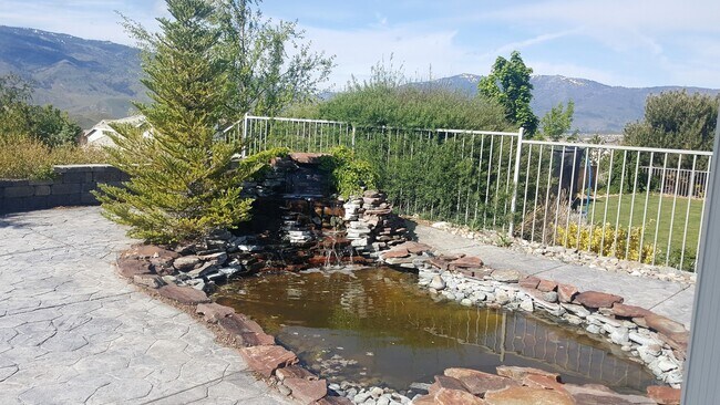 Building Photo - Amazing 4 Bedroom Home in Northwest Reno!