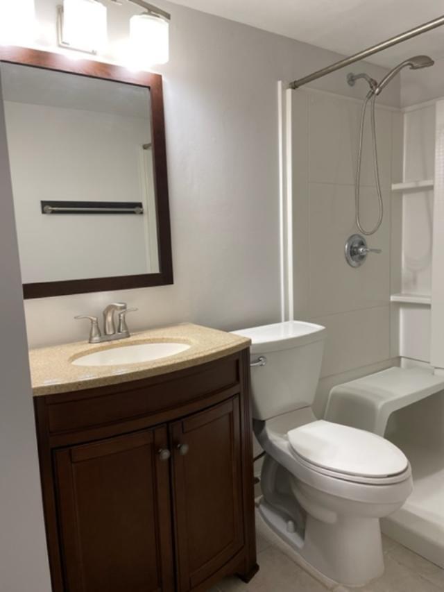 Bathroom - 3710 N Pine Island Rd