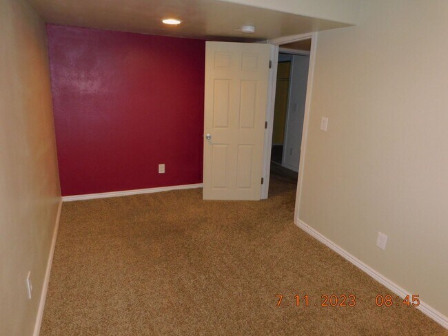 Building Photo - Beautiful Littleton home located in the desired Marston neighborhood!