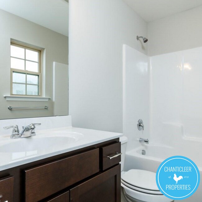Building Photo - 2424 Kings Cross Ct