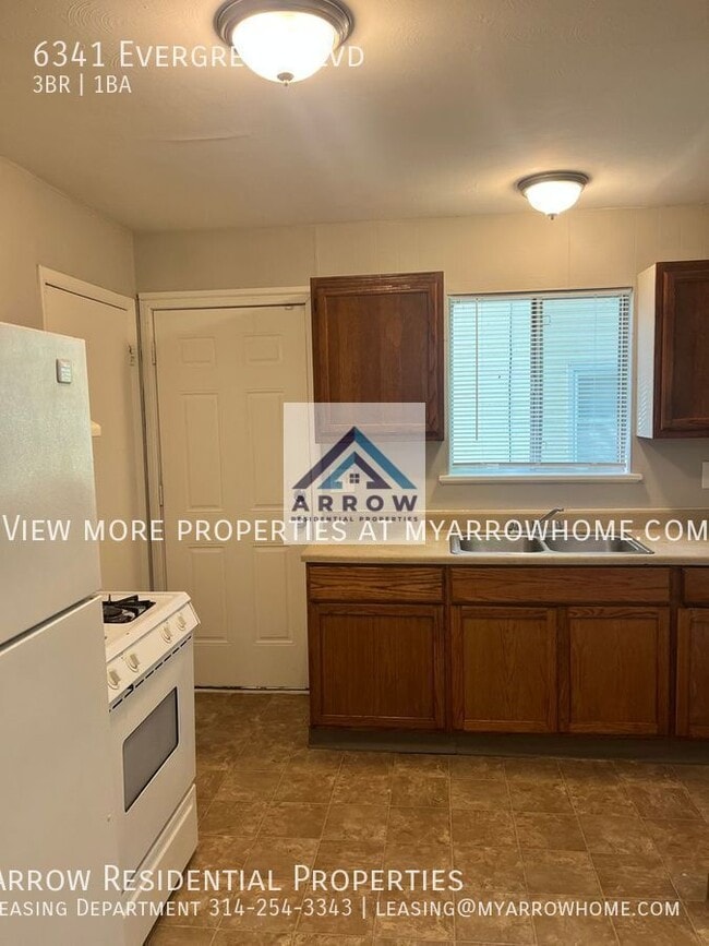 Building Photo - 6341 Evergreen Blvd