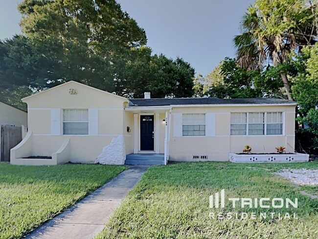 Primary Photo - 2144 23rd Ave N