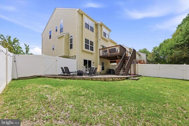 Building Photo - 12 Timbercrest Dr