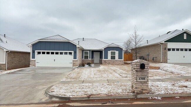 Building Photo - 3 Bedroom 2 Bathroom 2 Car Garage Home in Oakdale School District