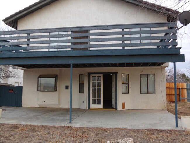 Building Photo - 21235 Windsong St