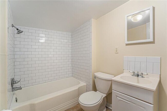 Building Photo - 3110 Rockbridge Rd