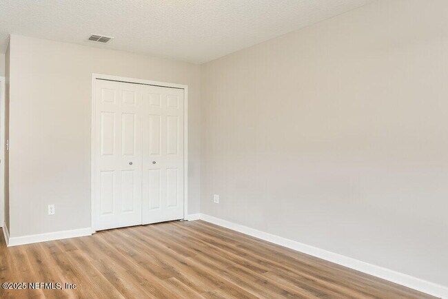 Building Photo - 2861 Taylor Hill Dr