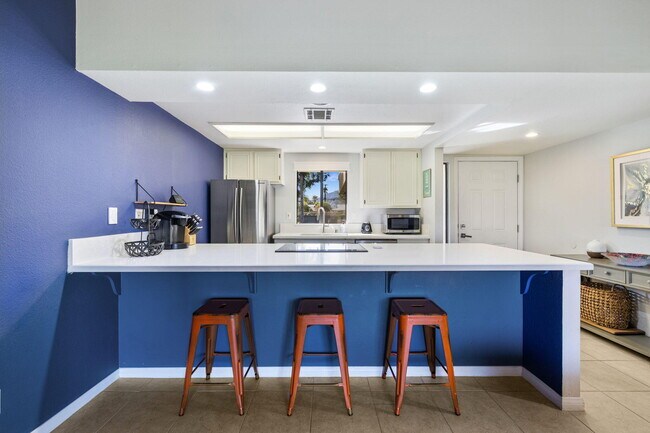 Building Photo - 77116 Pauma Valley Way