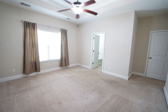 Building Photo - Available Soon!