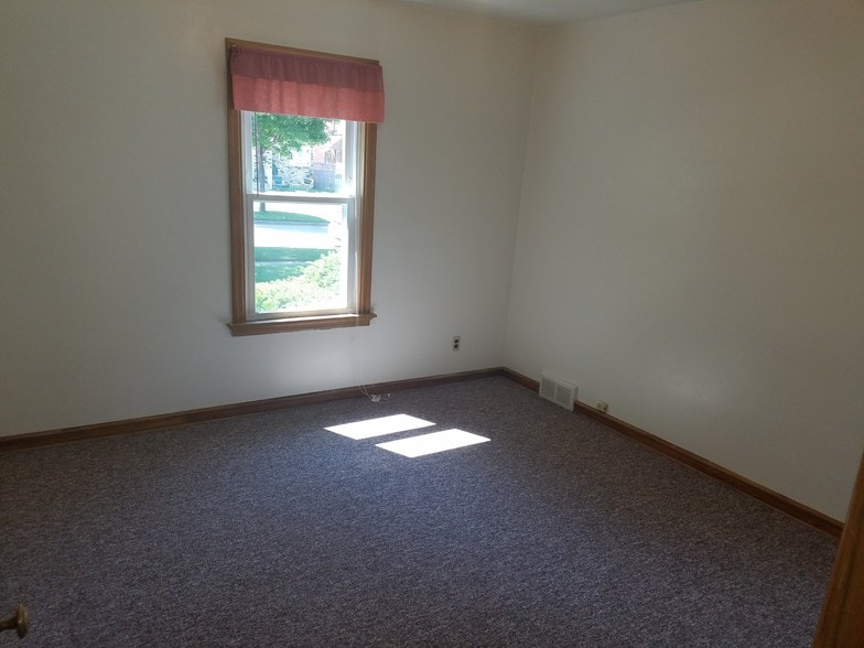 Front Bedroom - 4320 N 64th St
