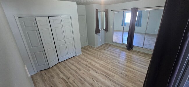 Building Photo - 4207 Laverne Ave