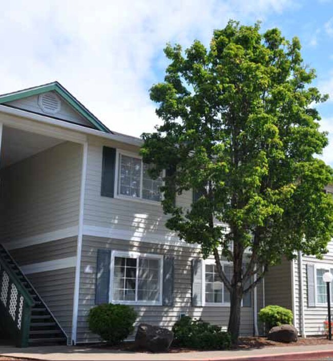 Building Photo - Pinehurst Apartments
