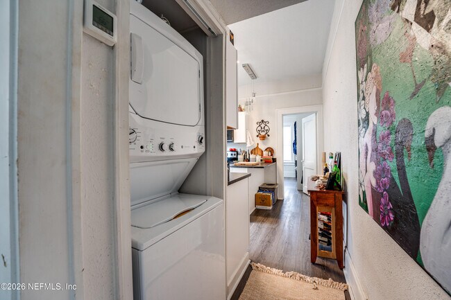 Building Photo - 2805 Park St