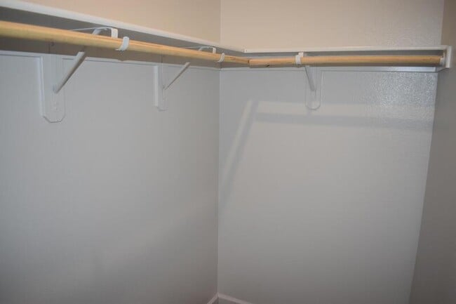 Building Photo - 31 Medieval St