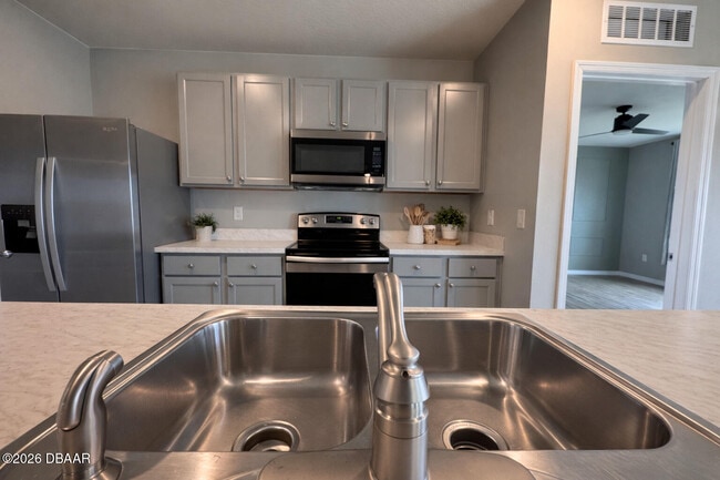 Building Photo - 208 Old Mill Pond Rd