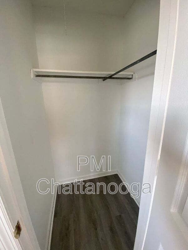 Building Photo - 168 Reynolds Dr