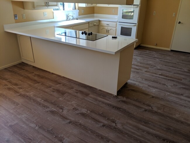 Building Photo - 203 Patricia Ct