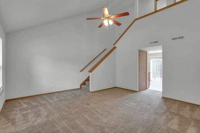 Building Photo - 601-603 Glenstone Dr.